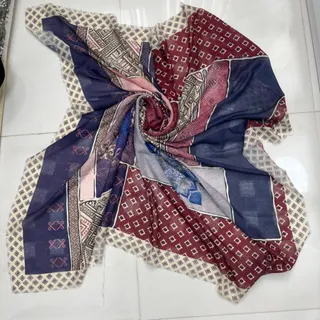 روسری نخی قواره دار بزرگ