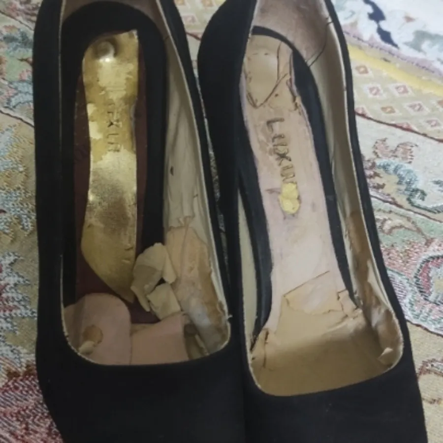 کفش مخمل مشکی