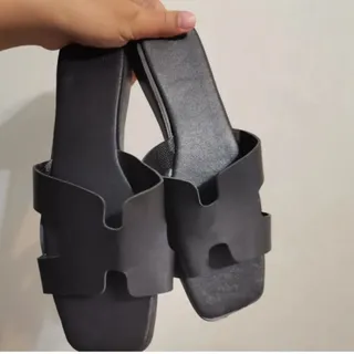 صندل مشکی 40 نو هرمسی