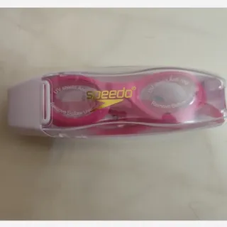 عینک شنا speedo