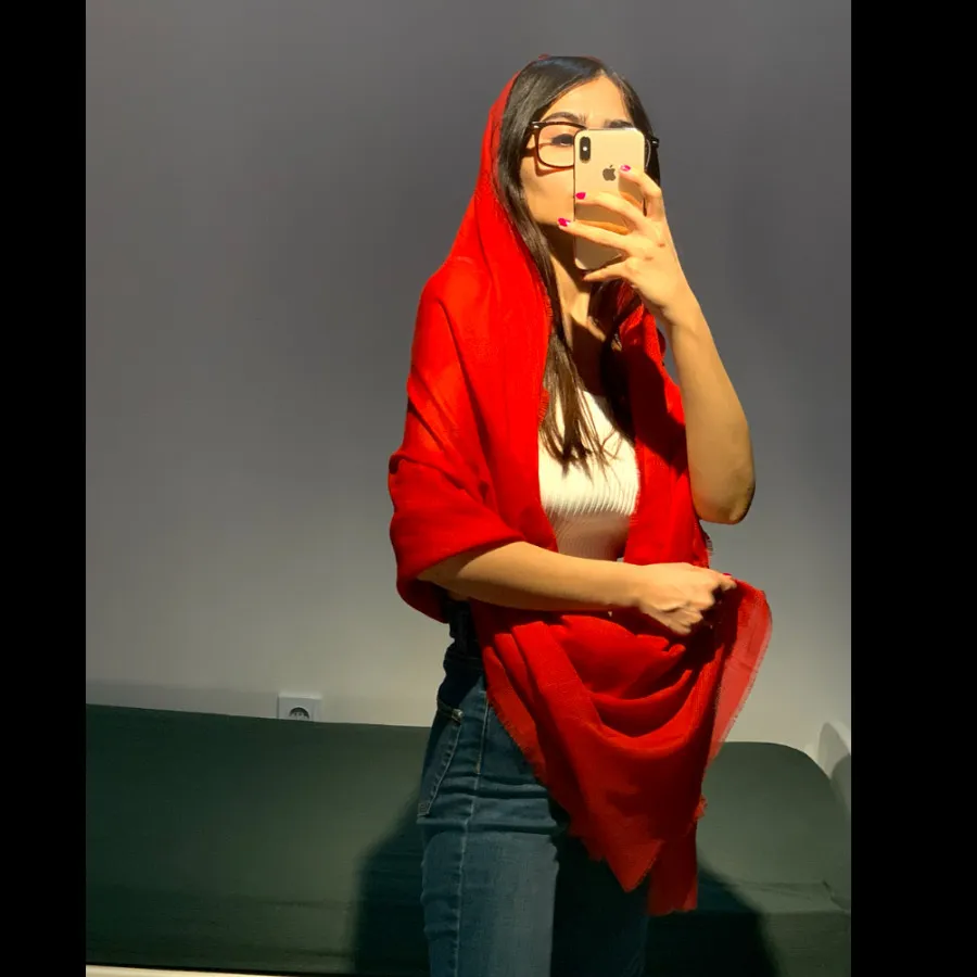 شال قرمز ترک