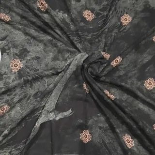 روسری سبز نخی