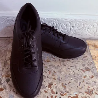 کفش کتونی ورزشی سایز 38