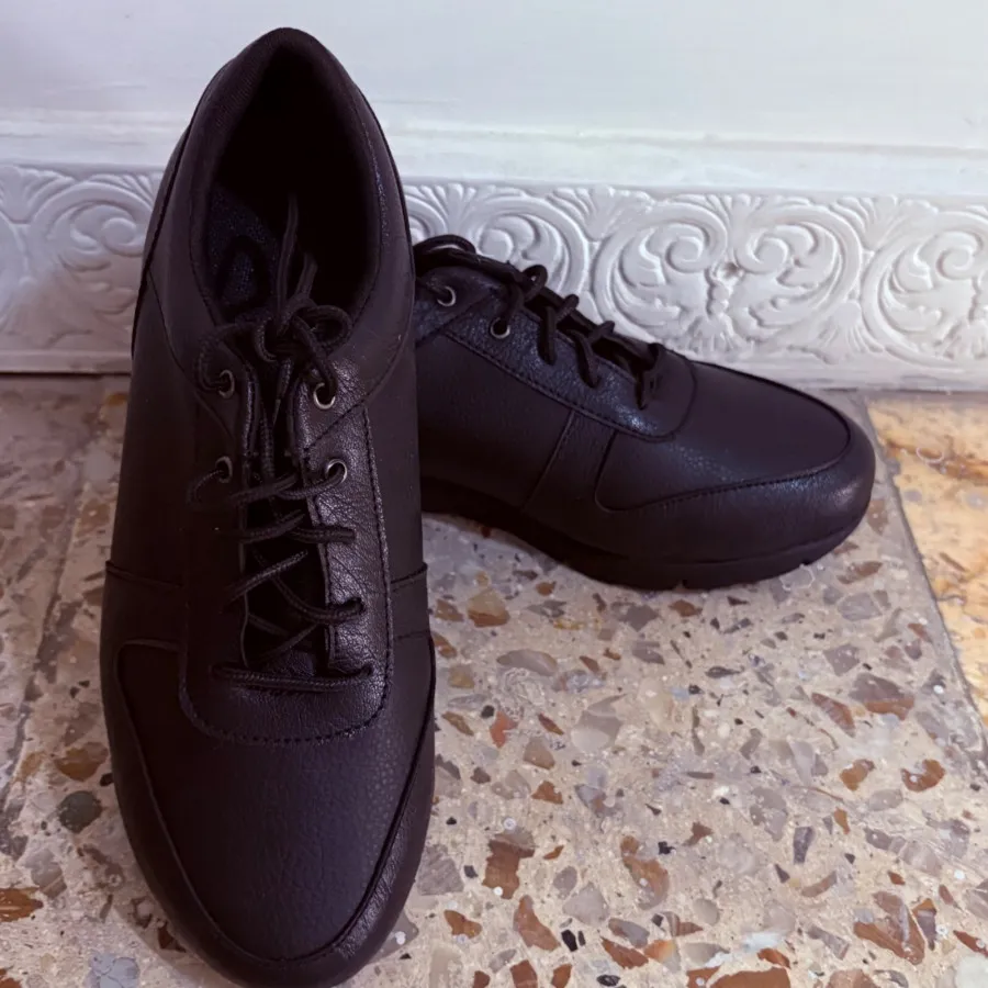 کفش کتونی ورزشی سایز 38