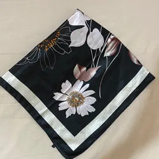 روسری ساتن ابریشمی