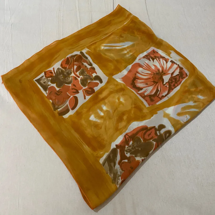روسری کرپ