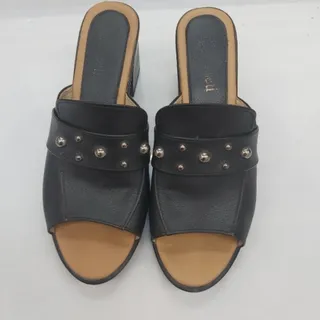 صندل زنانه