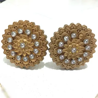 گل میخ پرده