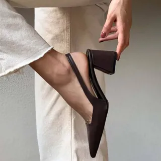 کفش پاشنه پهن