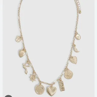 گردنبند چارم دار boohoo