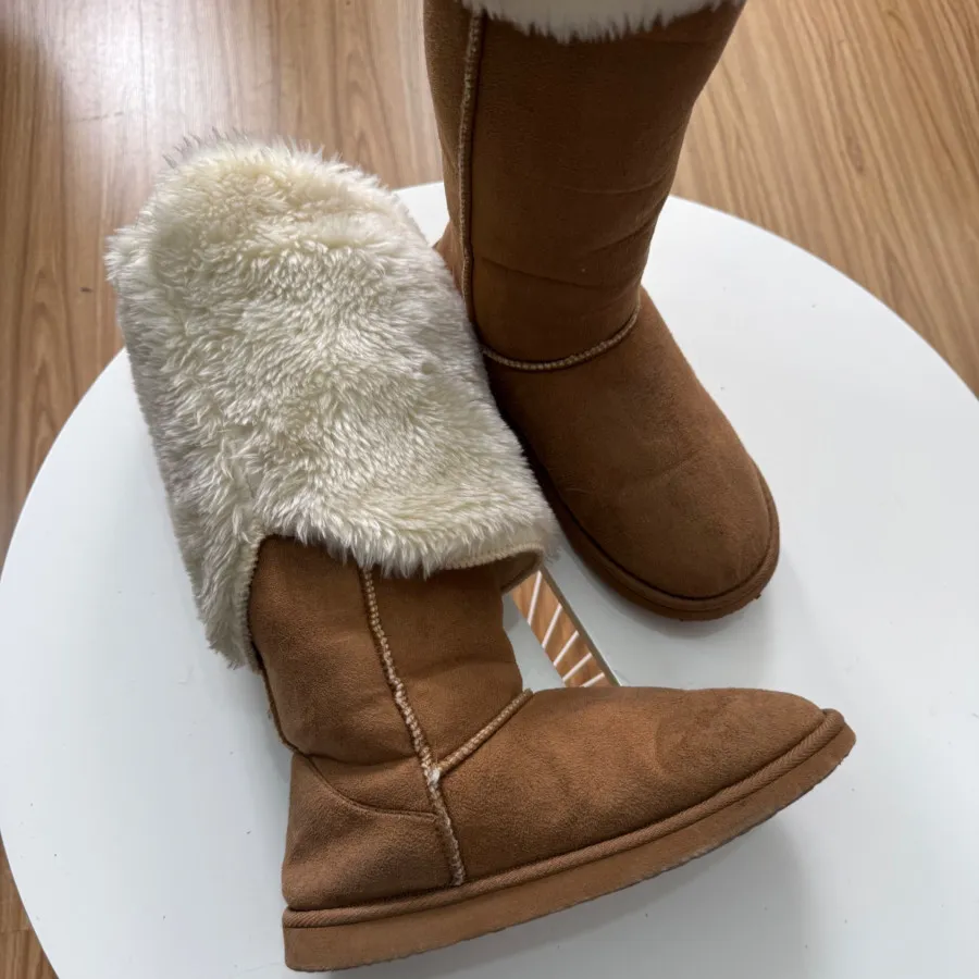 بوت UGG