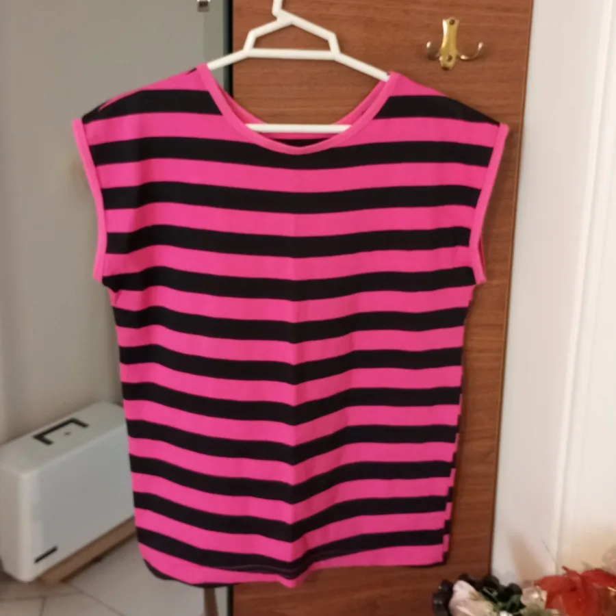 تاپ راه راه سایز 44 و 46