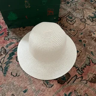 کلاه تابستونی ساحل