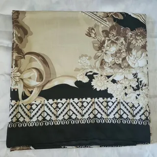 روسری ابریشم