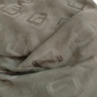 چادر مشکی دوخته شده