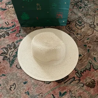 کلاه تابستونه