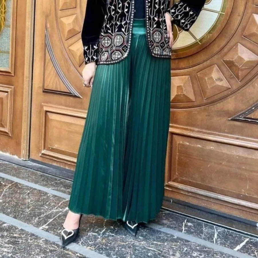شلوار دامنی پلیسه