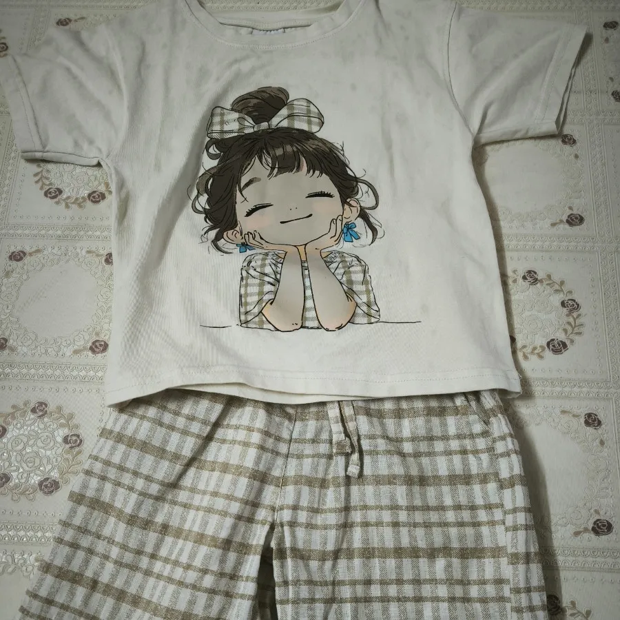 تی‌شرت و شلوارک