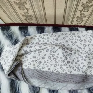 شال طوسی طح دار