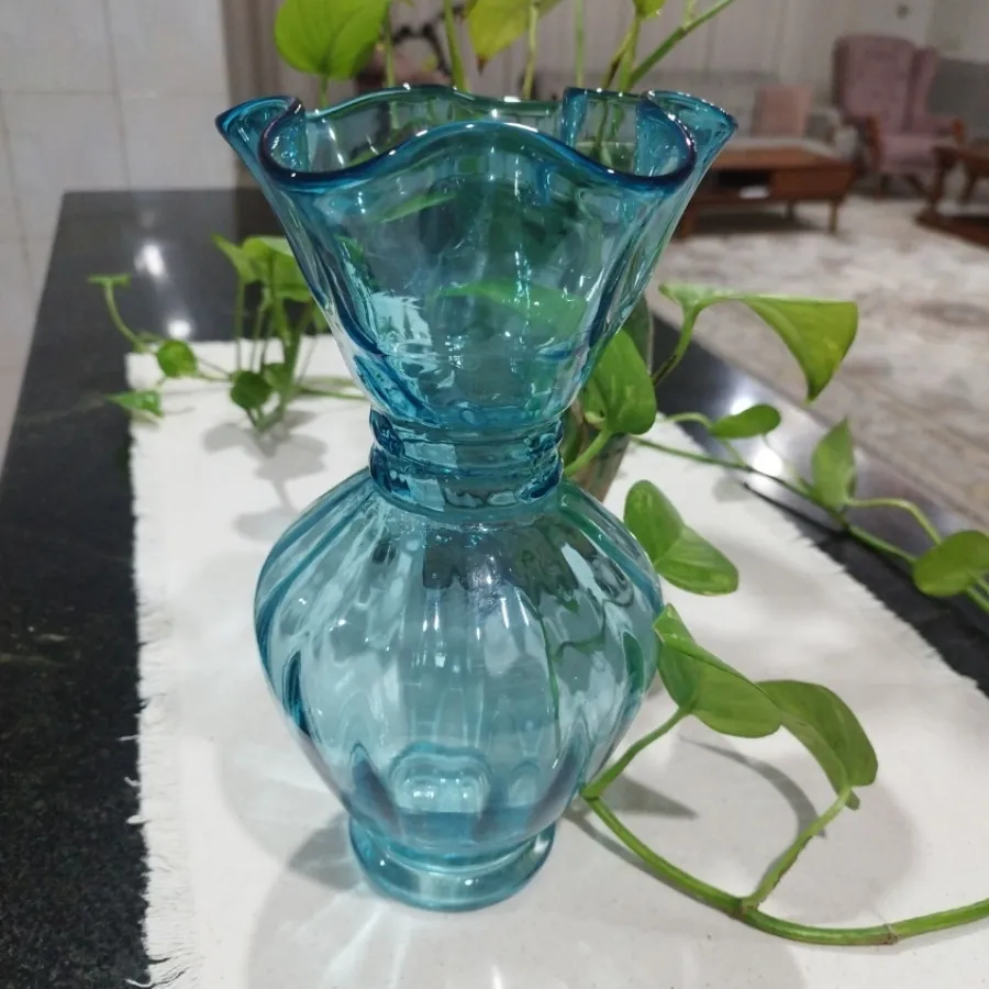 گلدان بلوری