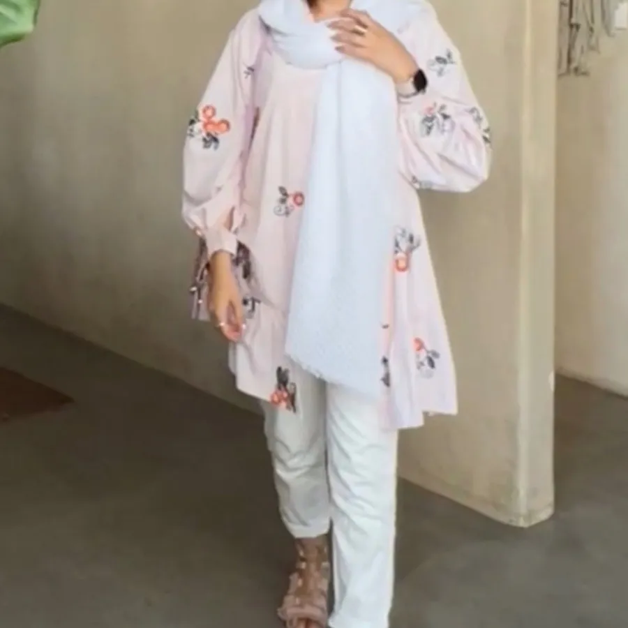 مانتو گلگلی