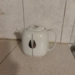 دو عدد قوری چینی زرین