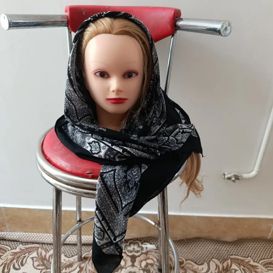روسری اسکارف
