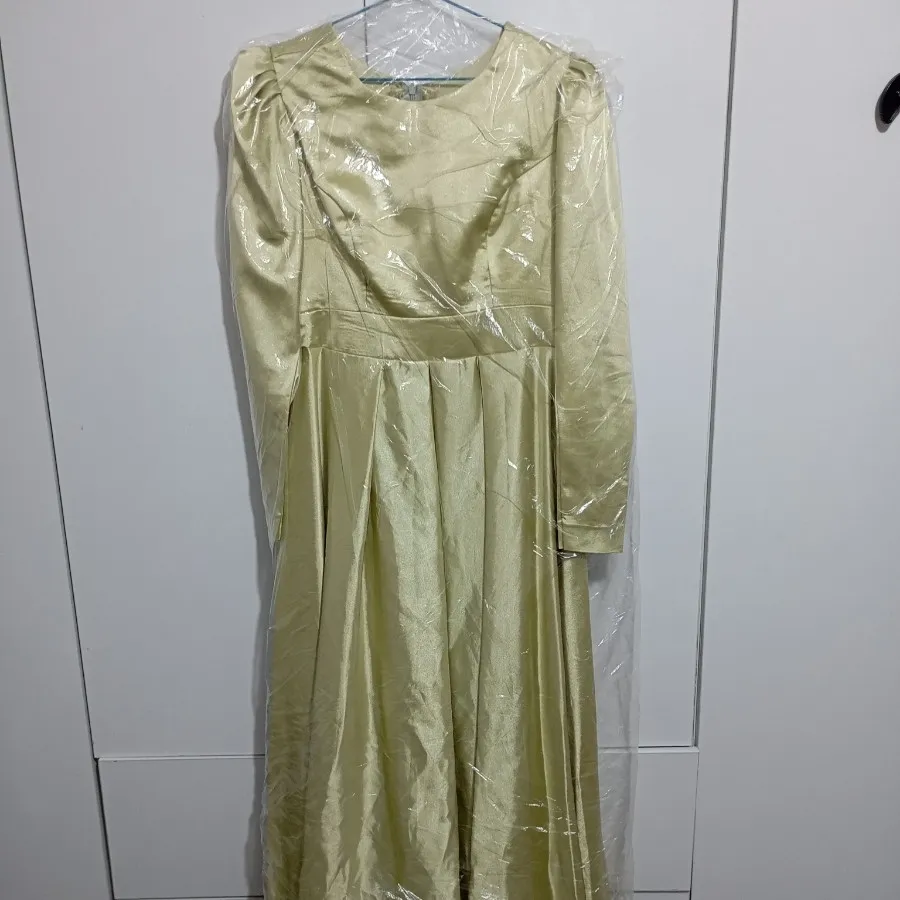 ماکسی ساتن
