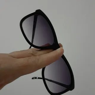 عینک آفتابی