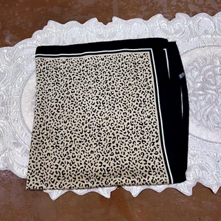 روسری ابریشم پلنگی‌