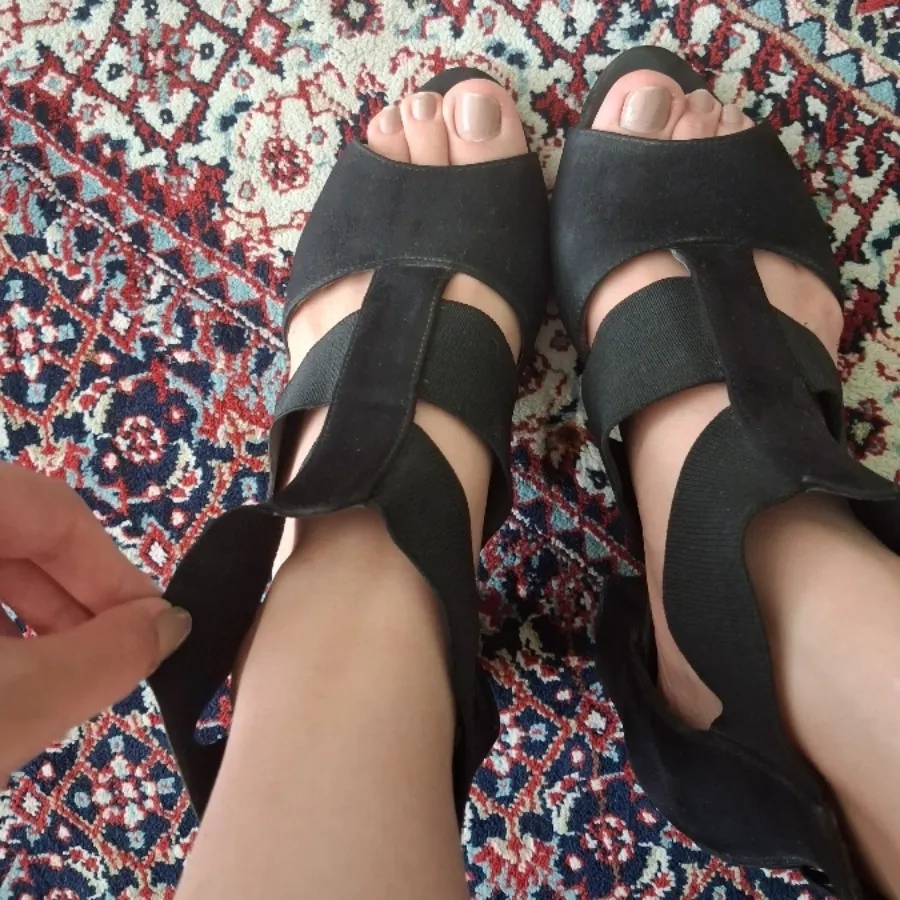 کفش پاشنه بلند