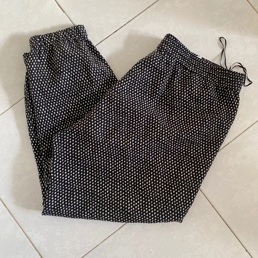 شلوار خالدار