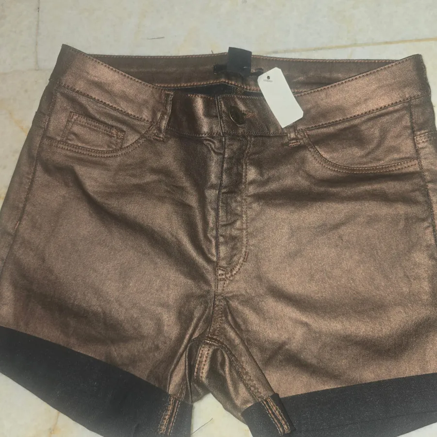 شلوارک h&m قهوه ای
