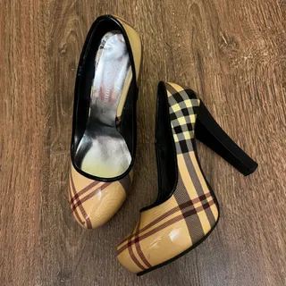 کفش پاشنه بلند مجلسی