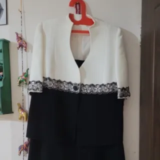 کت دامن سفید مشکی