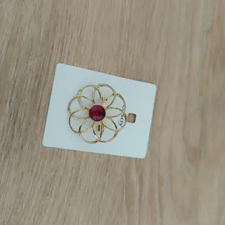سنجاق سینه
