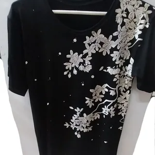 تیشرت مشکی