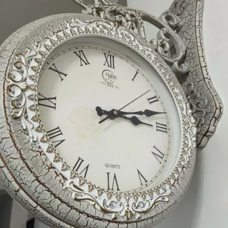 ساعت دیواری