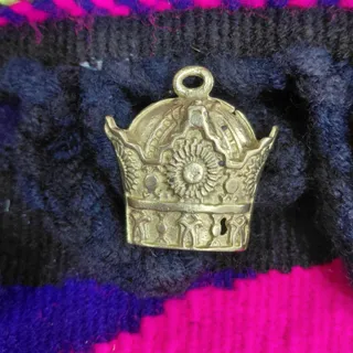 نشان تاج برنجی
