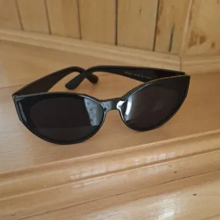 عینک بچگونه
