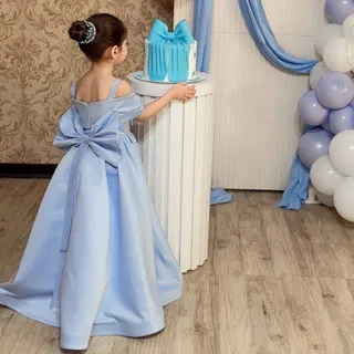 پیراهن پرنسسی و تاج سر