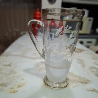 پارچ بسیار قدیمی