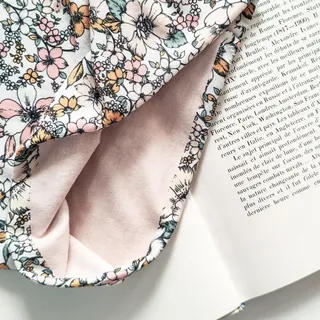شال گردن حلقه‌ای صورتی