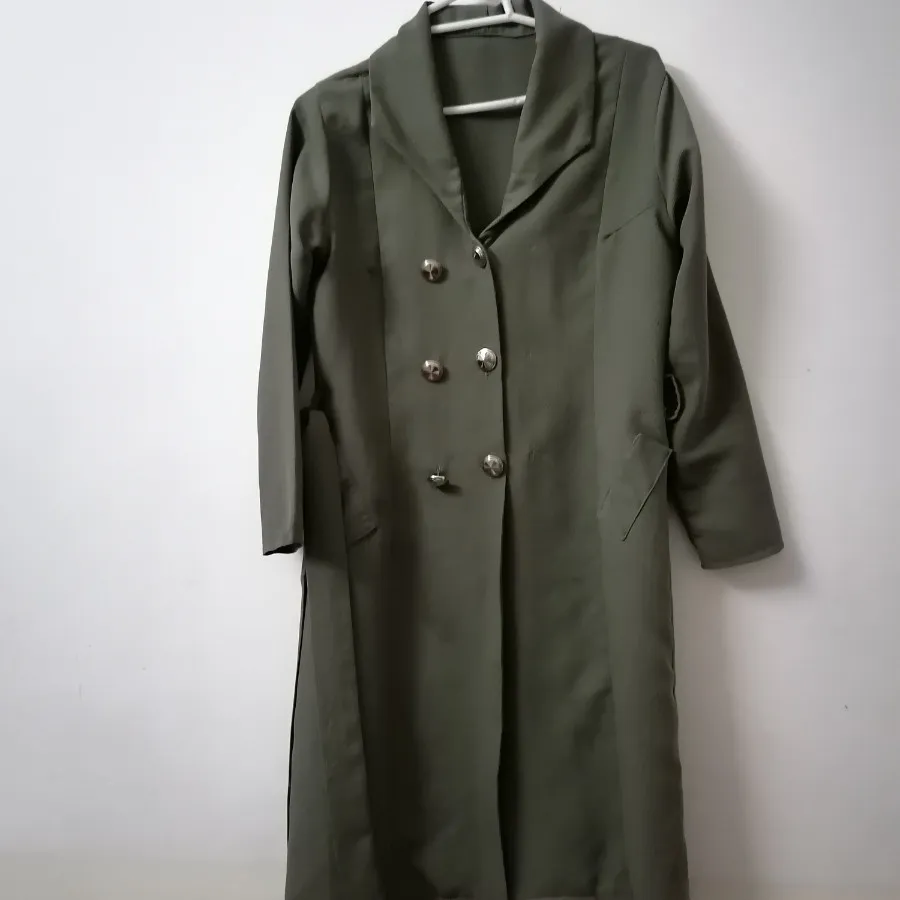 مانتو دانشجویی سبز