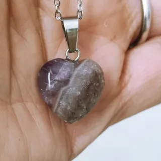 گردنبند قلب سنگی