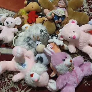 عروسک ها همه با هم یک توم