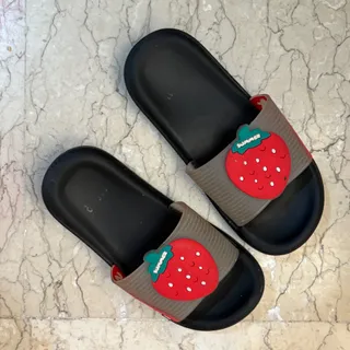 دمپایی خارجی