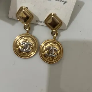 گوشواره شنل وینتج
