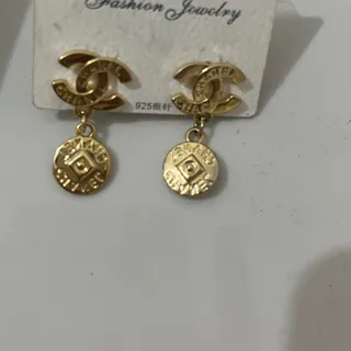 گوشواره شنل وینتج