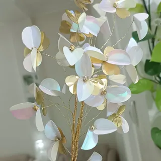 سه شاخه گل هفت رنگ زیبا